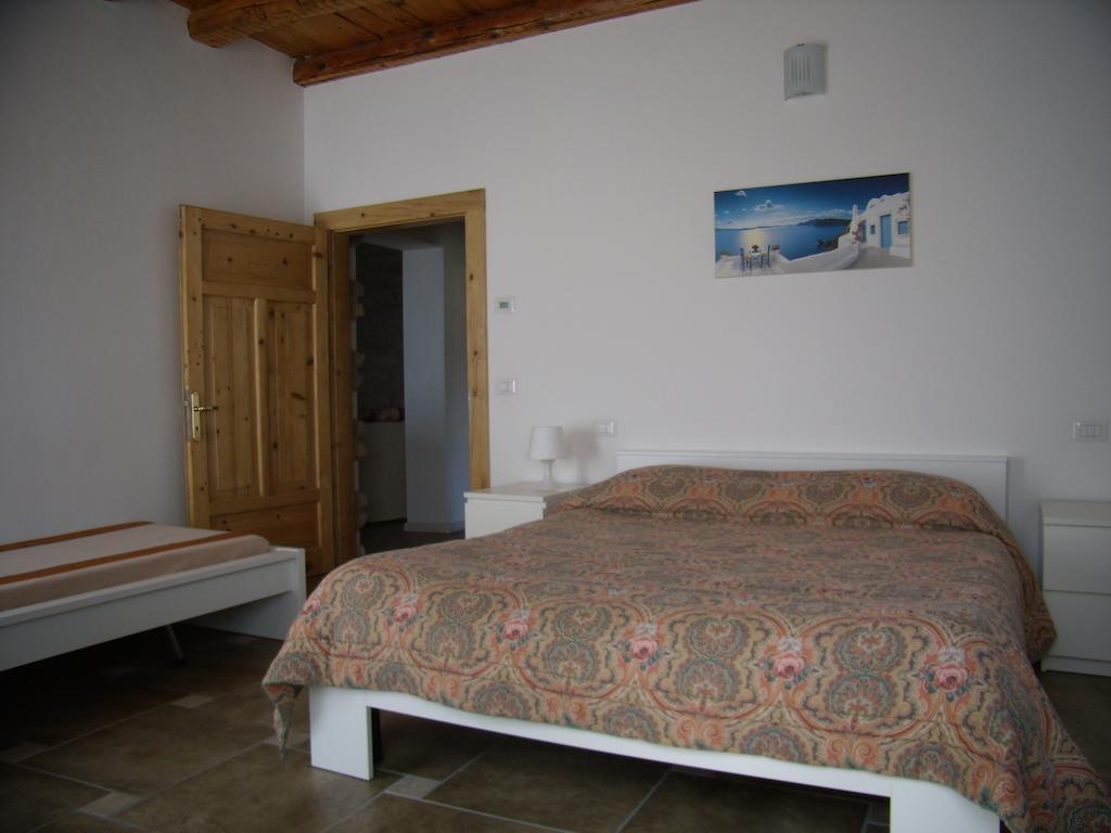 Casavarone Riva del Garda Room photo